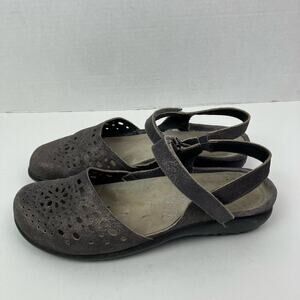 NAOT Arataki Gray Shimmer Metallic Leather Mary Jane Sandals Soft Comfort Sz 7